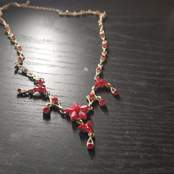 Burgundy Red Silver Costume Jewelry Glam Dress Up Necklace - Picture 1 of 1